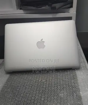 New Laptop Apple MacBook Air 2017 8GB Intel Core i5 SSD 128GB