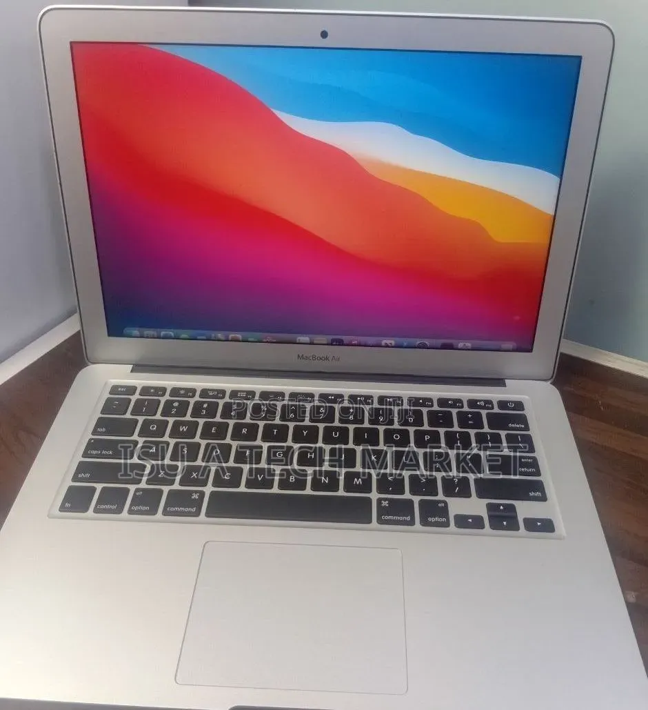 New Laptop Apple MacBook Air 2017 8GB Intel Core i5 SSD 128GB
