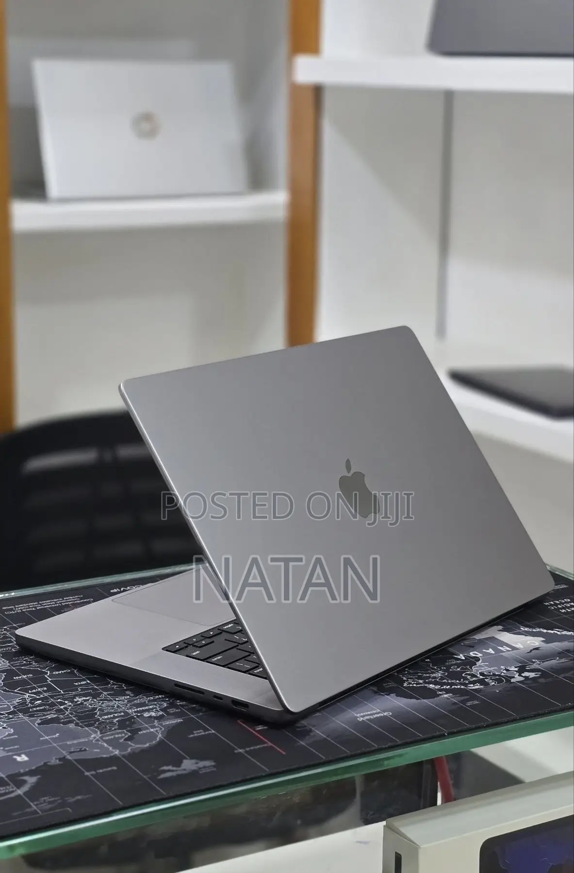 New Laptop Apple MacBook Pro 2023 M2 16GB Apple M2 SSD 512GB