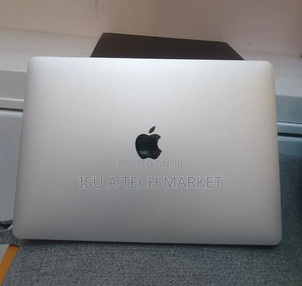 New Laptop Apple MacBook Air 2020 M1 8GB Apple M1 SSD 256GB