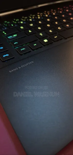 New Laptop HP Omen 17 16GB Intel Core i7 SSD 1T