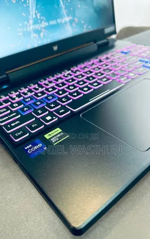 New Laptop Acer Predator Helios Neo 16 16GB Intel Core i9 SSD 1T