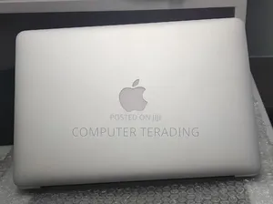 New Laptop Apple MacBook Air 2017 8GB Intel Core i5 SSD 128GB