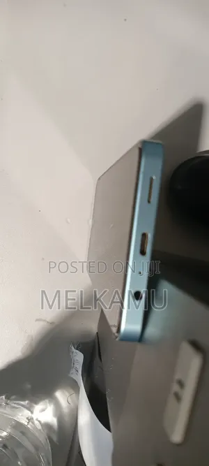 Samsung Galaxy A06 128 GB Gray