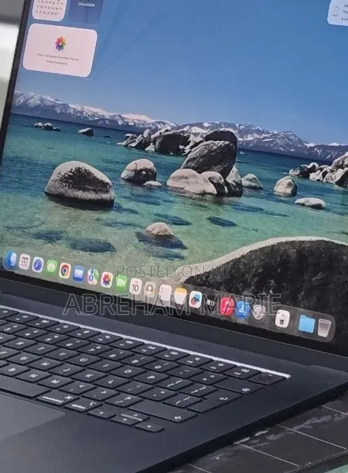 New Laptop Apple MacBook Air 2025 M4 16GB Apple M4 SSD 256GB