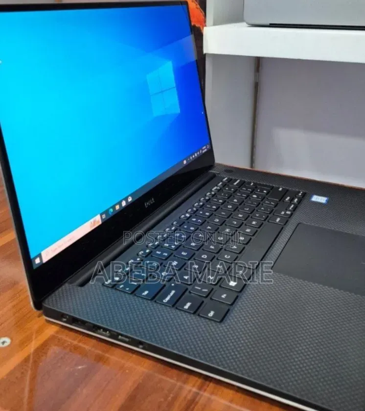 New Laptop Dell XPS 15 16GB Intel Core i7 SSD 512GB