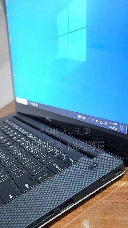 New Laptop Dell XPS 15 16GB Intel Core i7 SSD 512GB