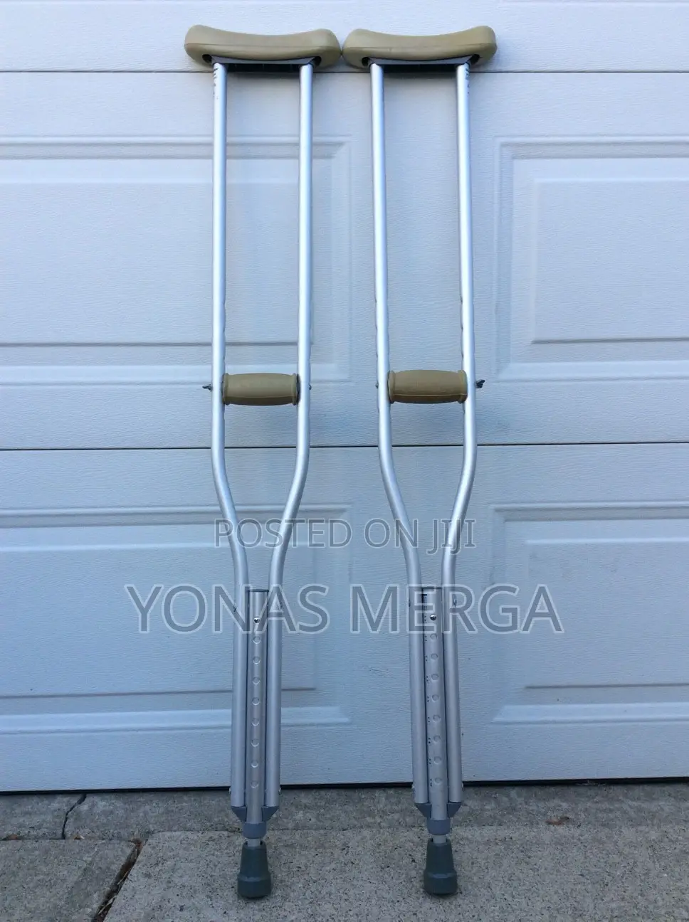 Injurie crutches歈窑crutche鵪弗High Quality Hard Wearing.Height Adjustable