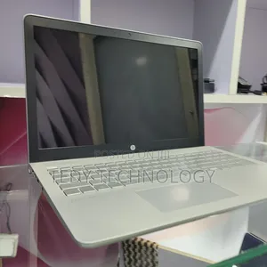 New Laptop HP Pavilion 15 8GB Intel Core i5 SSD 512GB