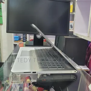 New Laptop HP Pavilion 15 8GB Intel Core i5 SSD 512GB
