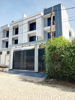 7bdrm House in Adis Ababa, Bole for sale