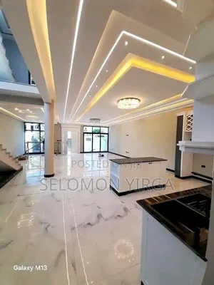 7bdrm House in Adis Ababa, Bole for sale
