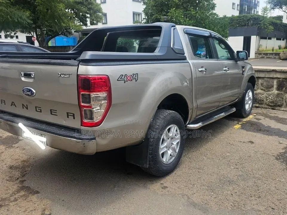 Ford Ranger 2015 Purple