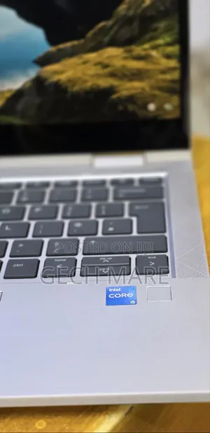 New Laptop HP EliteBook 830 G8 16GB Intel Core i5 SSD 512GB