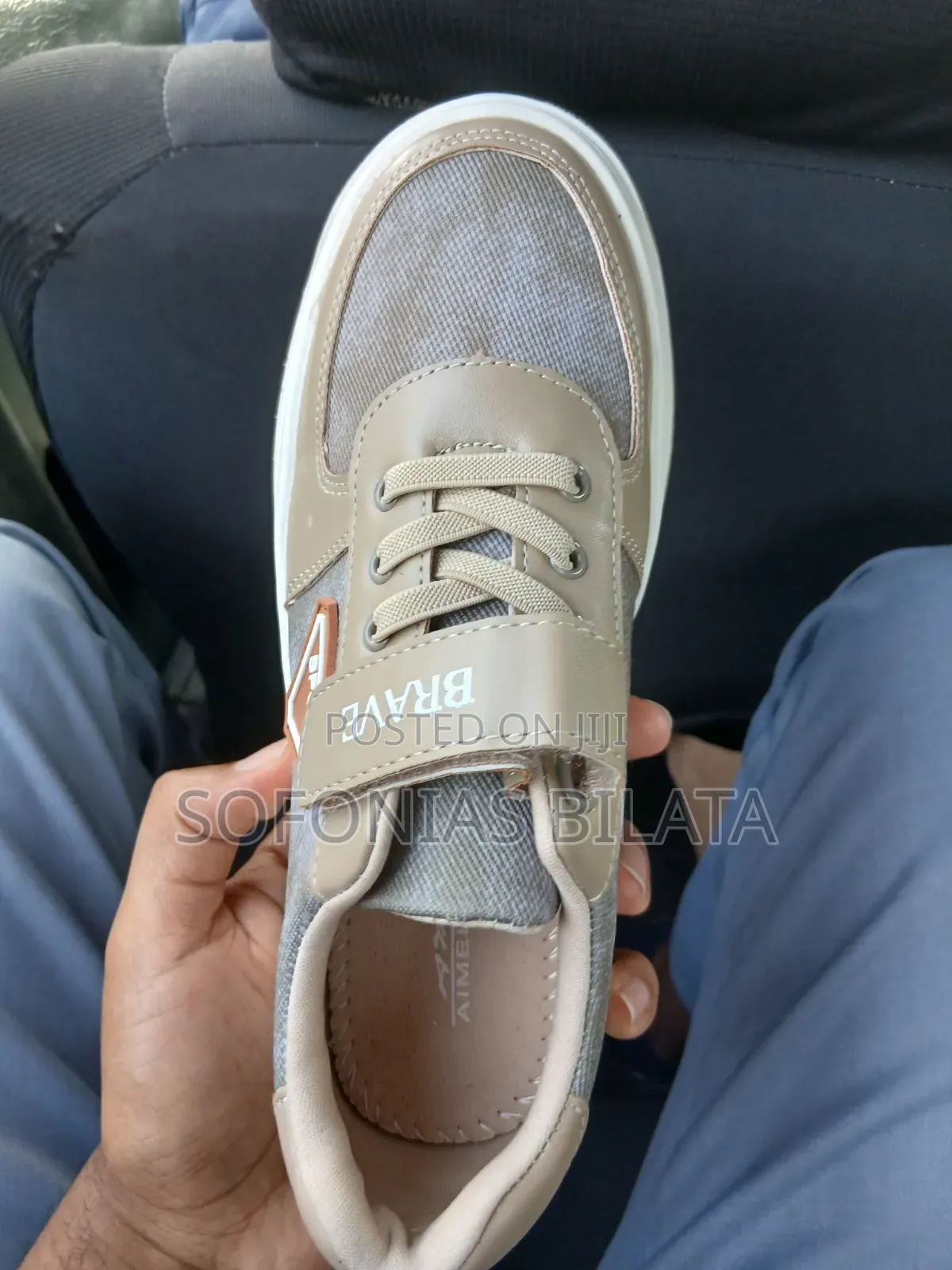 Mens' Shoe
