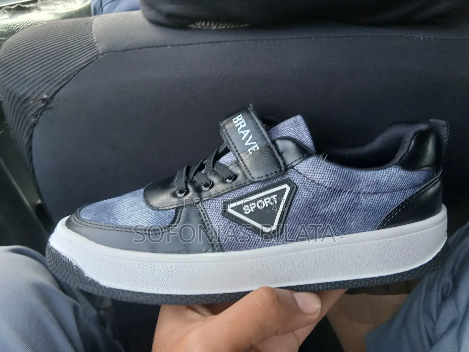 Mens' Shoe
