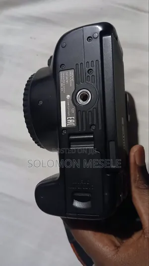📷 Perfect For: Portraits •YouTube • TikTok • Vlog• Studio Photography