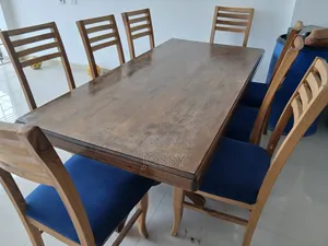 Dinning Table With 8 Chairs