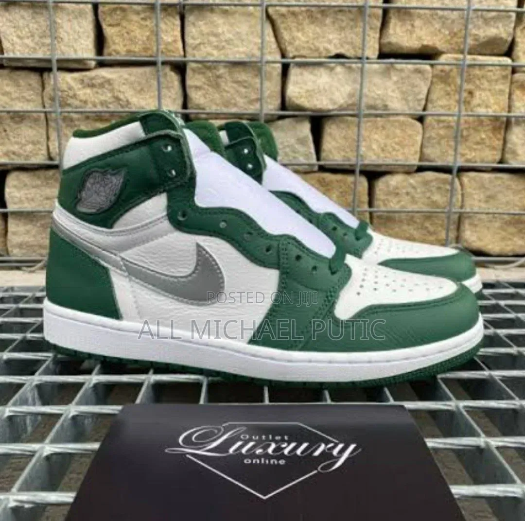 Air Jordan 1 High Shoes
