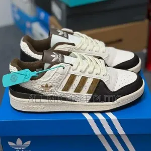 Adidas Forum Low CL Shoes