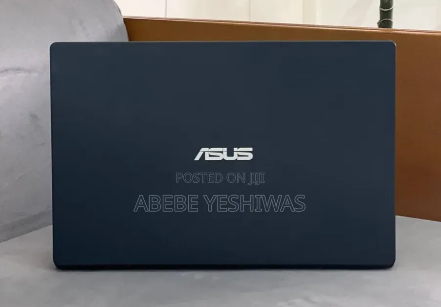 New Laptop Asus ASUSPRO P2430UA 4GB Intel Pentium SSD 320GB