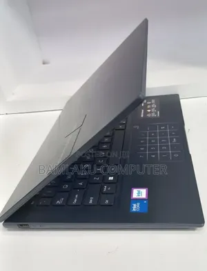 New Laptop Asus VivoBook 15 X505BA 16GB Intel Core 5 SSD 512GB