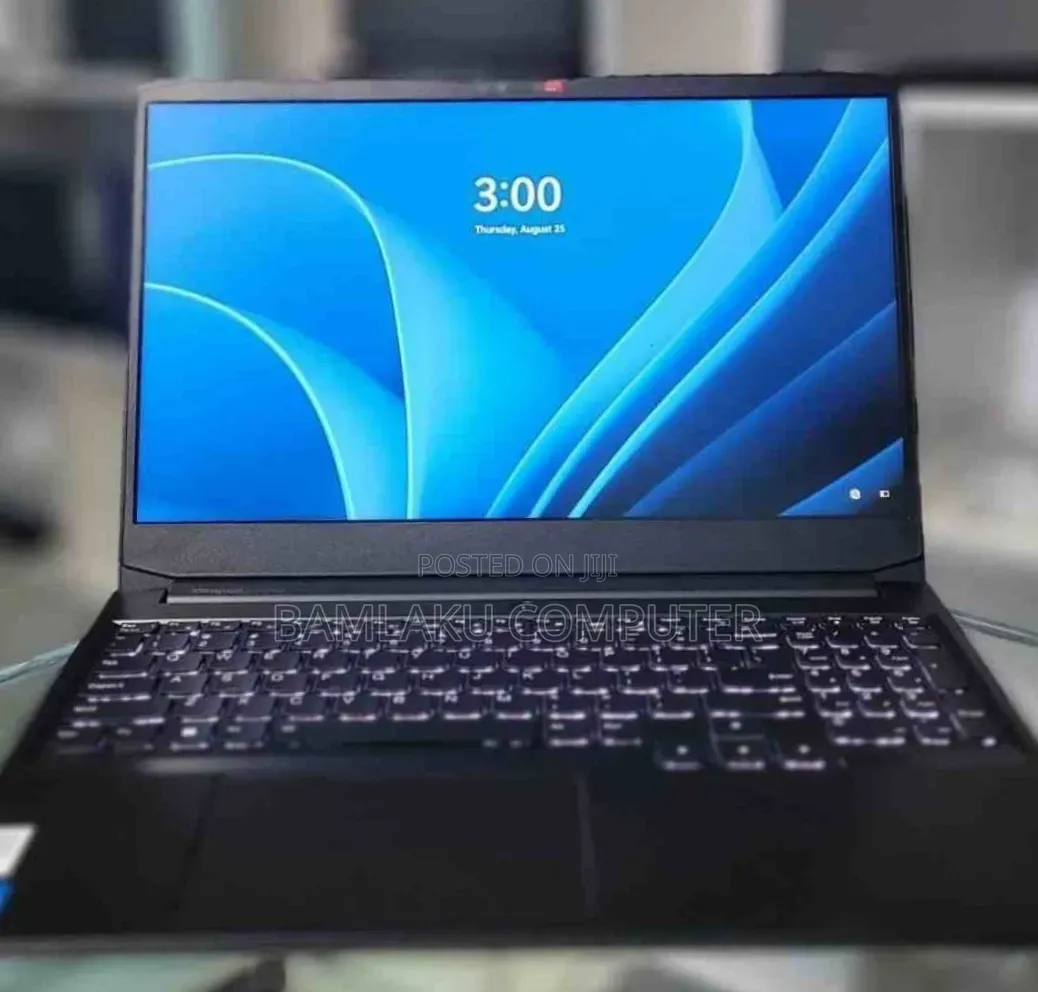 New Laptop Lenovo Ideapad 3 16GB Intel Core i5 SSD 512GB