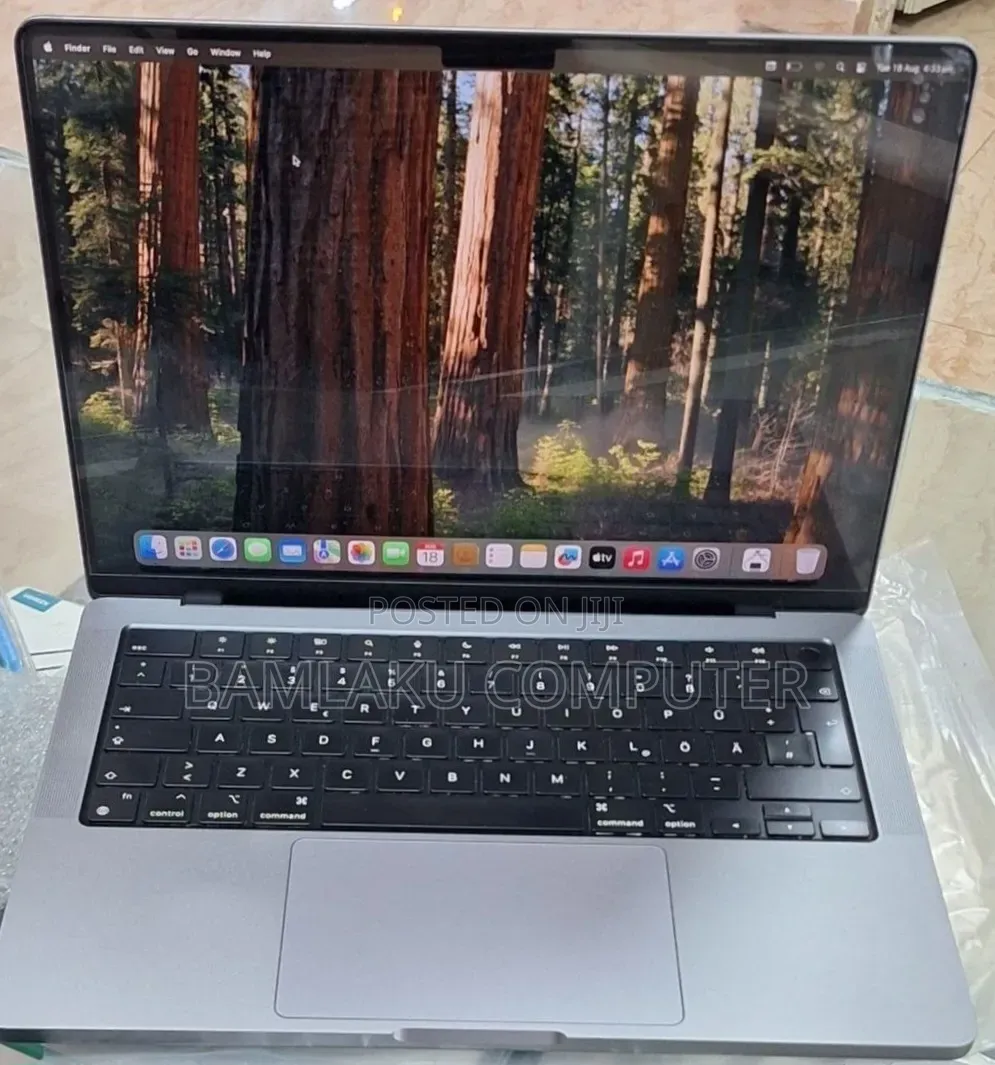 New Laptop Apple MacBook Pro 2021 M1 32GB Apple M1 Pro SSD 1T