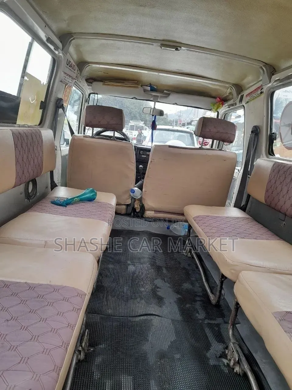 Toyota Land Cruiser 2005 White