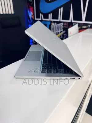 Laptop HP Elite x360 830 G10 8GB Intel Core i7 SSD 512GB