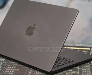 New Laptop Apple MacBook Pro 2024 M4 16GB Apple M4 Pro SSD 512GB