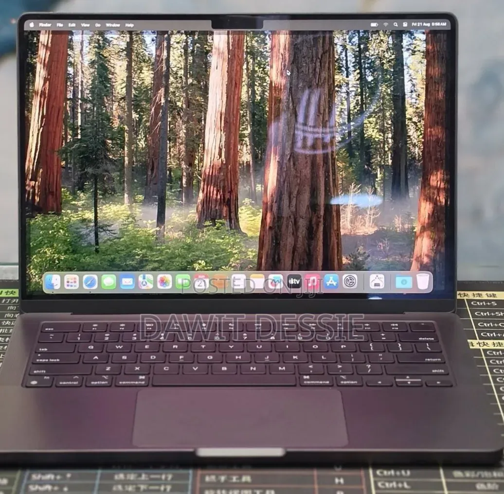 New Laptop Apple MacBook Pro 2024 M4 16GB Apple M4 Pro SSD 512GB