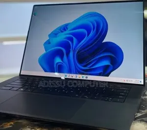 New Laptop Dell Precision 5540 4GB Intel Core i7 SSD 512GB