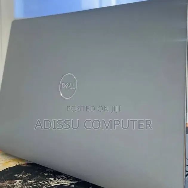 New Laptop Dell Precision 5540 4GB Intel Core i7 SSD 512GB