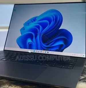 New Laptop Dell Precision 5540 4GB Intel Core i7 SSD 512GB