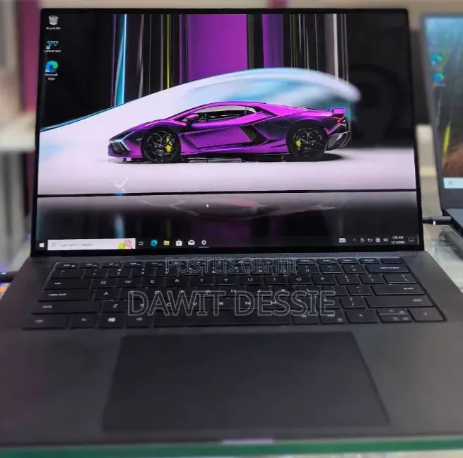 New Laptop Dell XPS 17 9700 16GB Intel Core i7 SSD 512GB