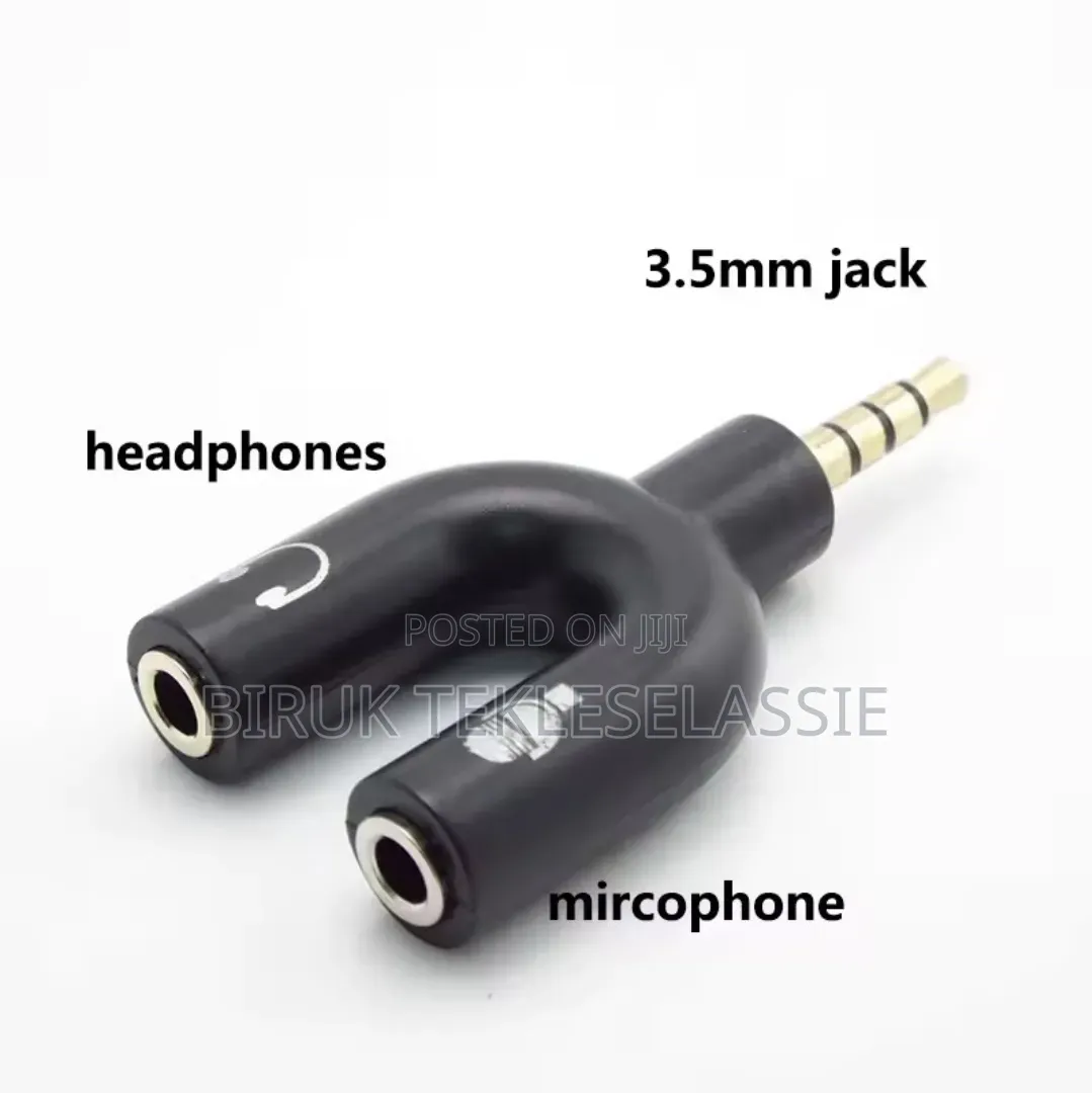 3.5mm Audio and Microphone Y-Splitter Adapter
