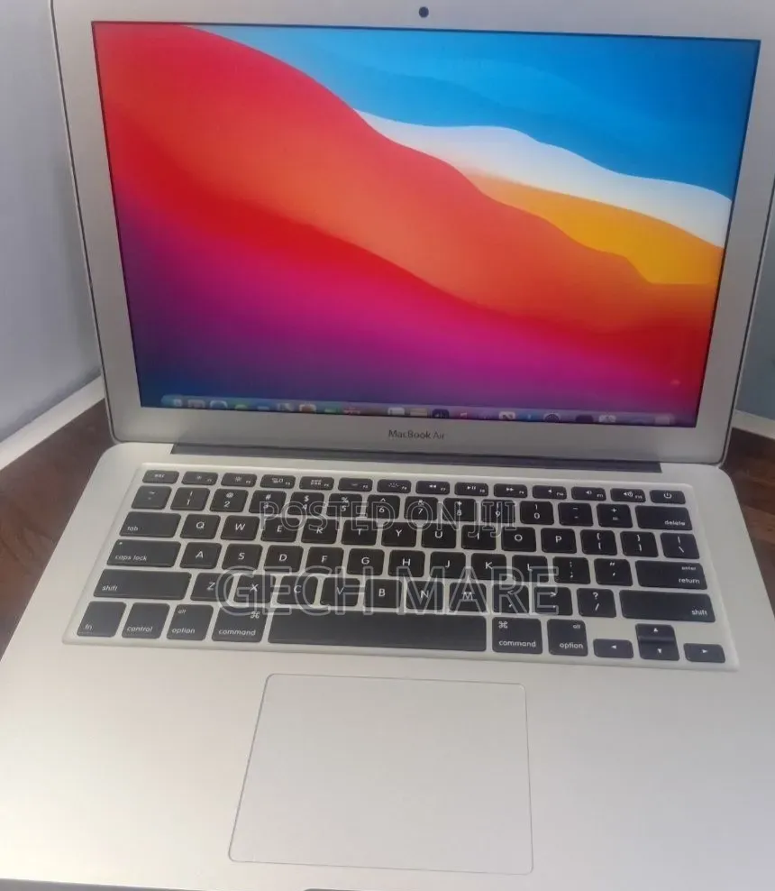 New Laptop Apple MacBook Air 2017 8GB Intel Core i5 SSD 128GB