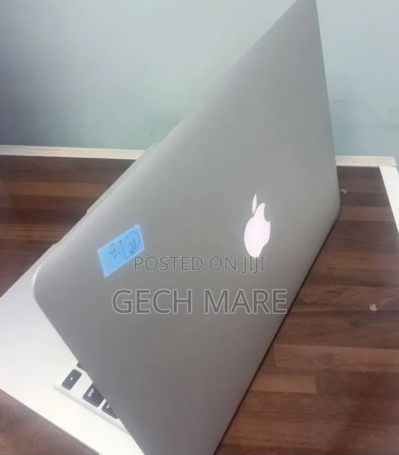 New Laptop Apple MacBook Air 2017 8GB Intel Core i5 SSD 128GB