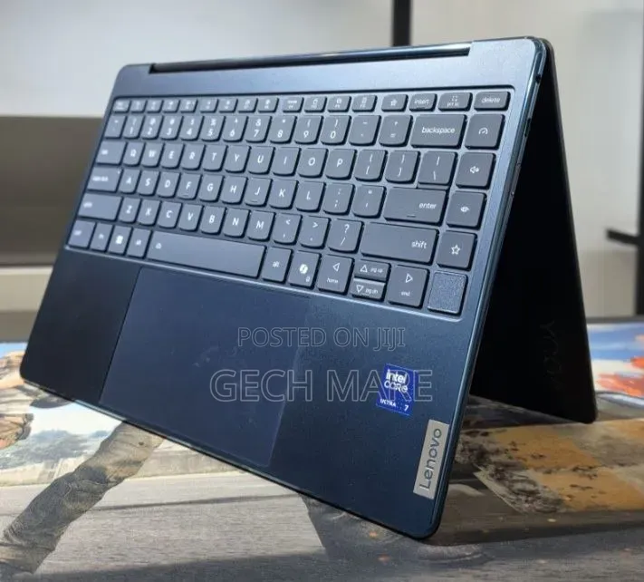 New Laptop Lenovo Yoga 7i 16GB Intel Core Ultra 7 SSD 512GB