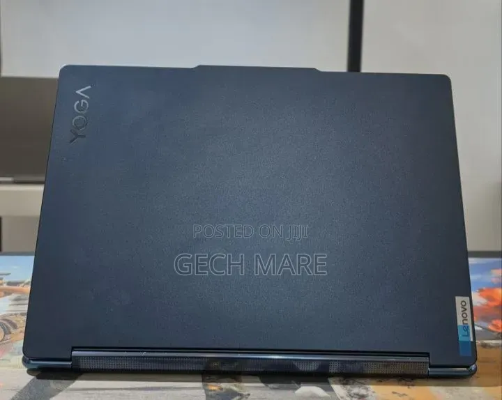 New Laptop Lenovo Yoga 7i 16GB Intel Core Ultra 7 SSD 512GB