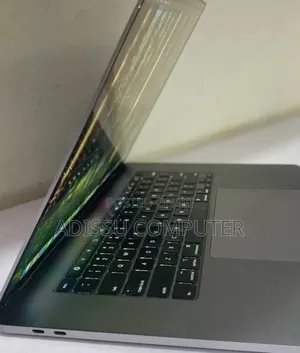 New Laptop Apple MacBook Pro 2019 16GB Intel Core i9 SSD 1T