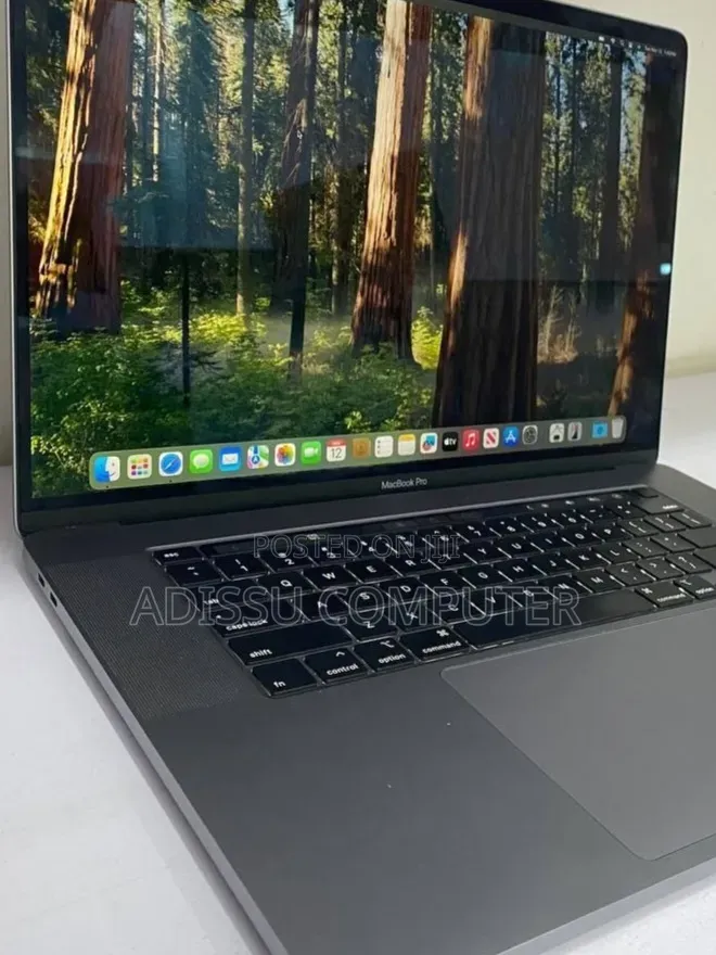New Laptop Apple MacBook Pro 2019 16GB Intel Core i9 SSD 1T