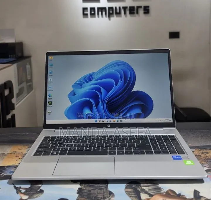 New Laptop HP ProBook 450 G8 16GB Intel Core i7 SSD 512GB