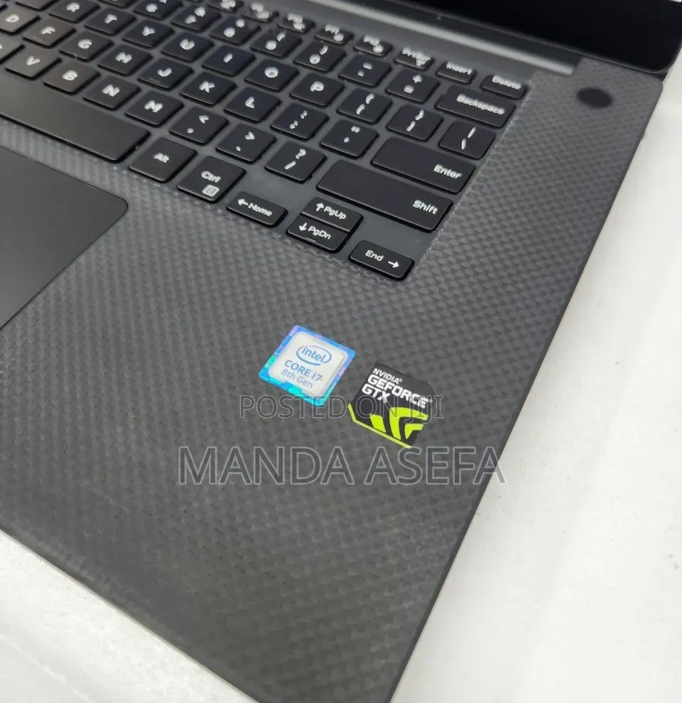 New Laptop Dell XPS 15 16GB Intel Core i7 SSD 512GB