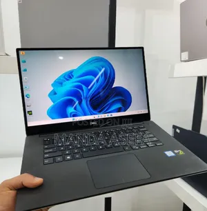 New Laptop Dell XPS 15 16GB Intel Core i7 SSD 512GB