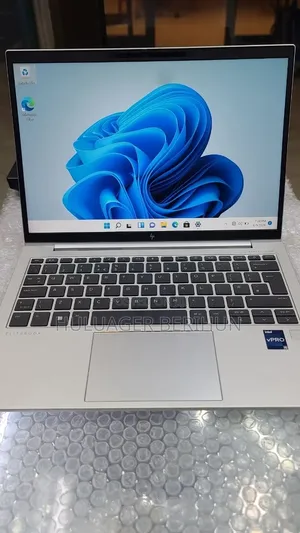 New Laptop HP EliteBook 830 G9 16GB Intel Core i5 SSD 512GB