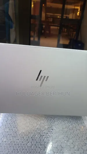 New Laptop HP EliteBook 830 G9 16GB Intel Core i5 SSD 512GB