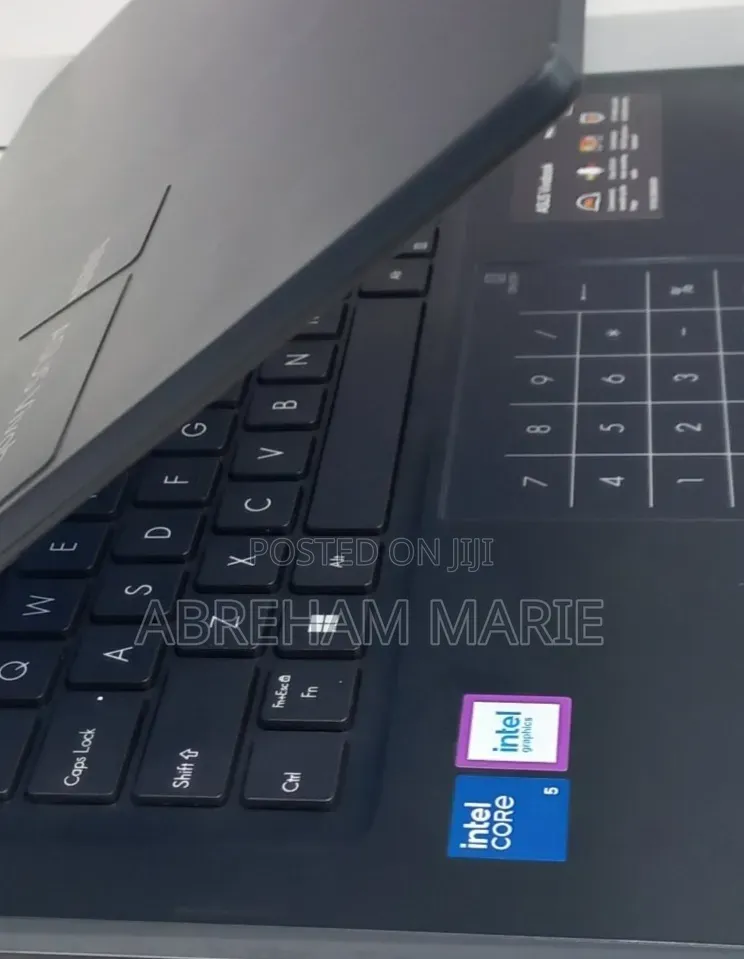 New Laptop Asus VivoBook 15 X505BA 16GB Intel Core i5 SSD 512GB