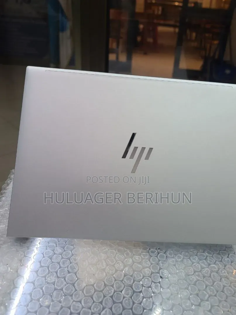 New Laptop HP EliteBook 830 G9 16GB Intel Core i5 SSD 512GB